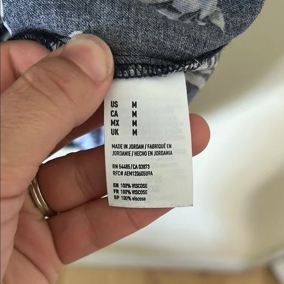 American Eagle Floral Navy Dress with Tie Straps and Button Front Size M - Picture 5 of 8